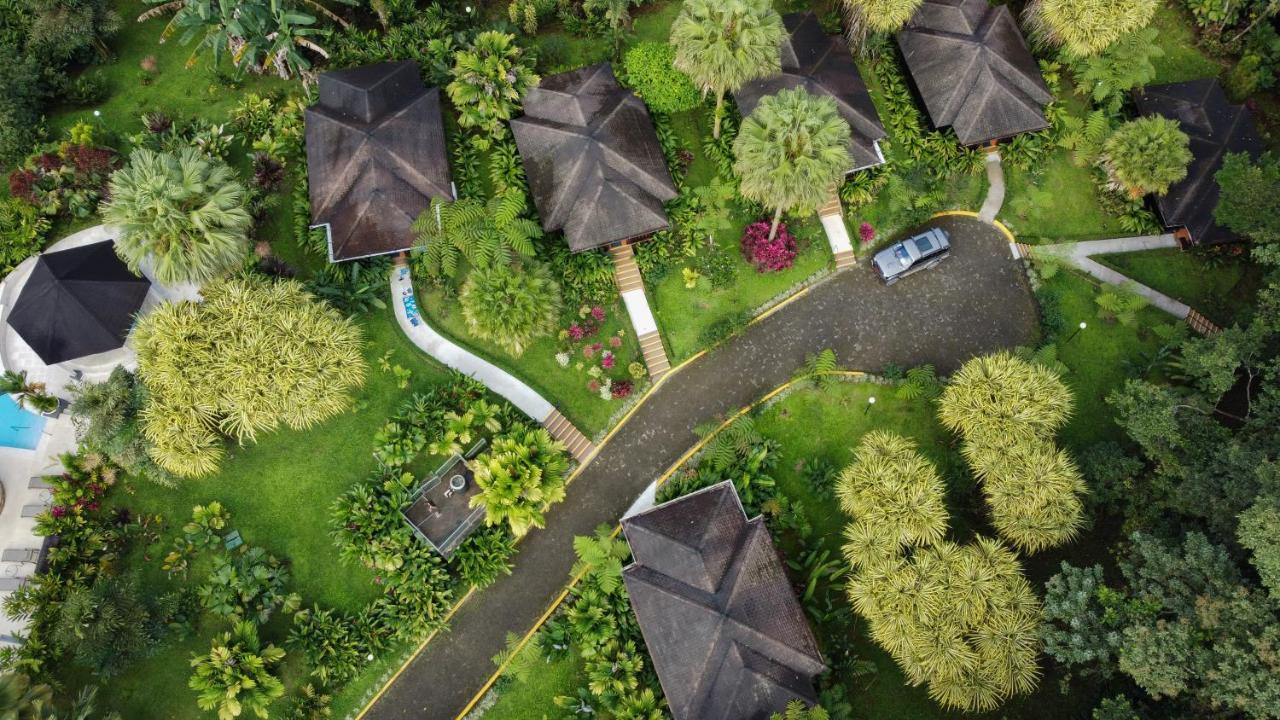 Hotel Lomas Del Volcan La Fortuna Kültér fotó
