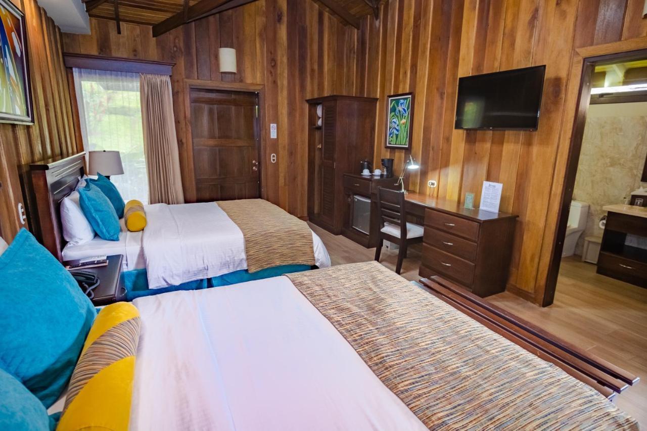 Hotel Lomas Del Volcan La Fortuna Kültér fotó